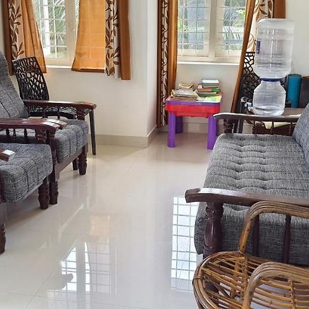 The Pod Cochin Homestay Kochi Exterior foto