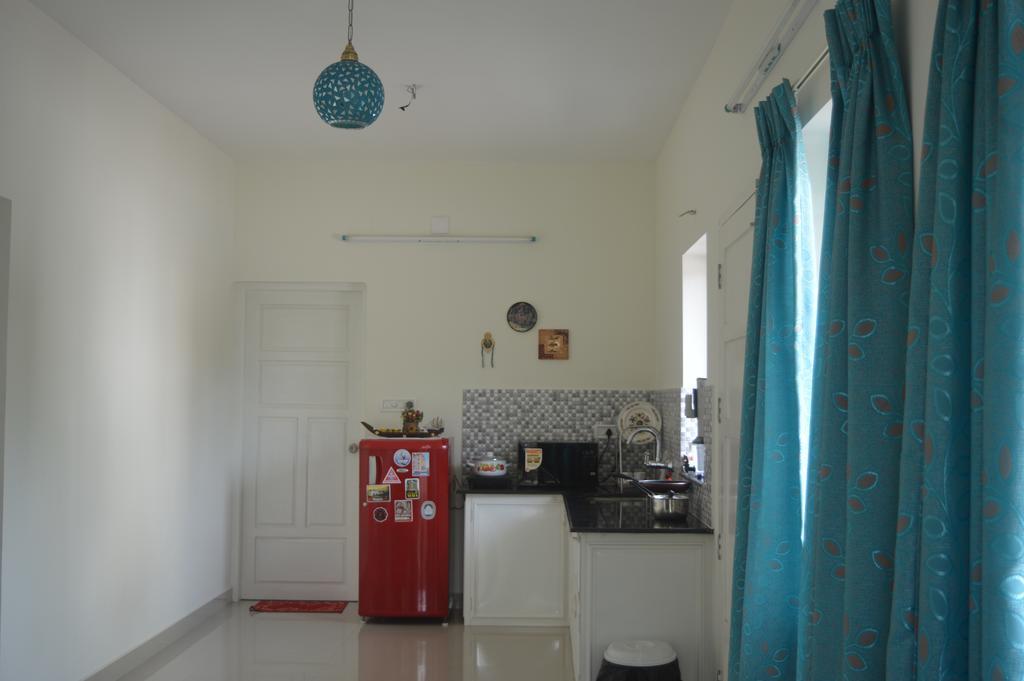 The Pod Cochin Homestay Kochi Exterior foto