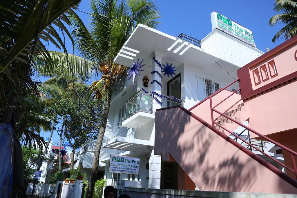 The Pod Cochin Homestay Kochi Exterior foto