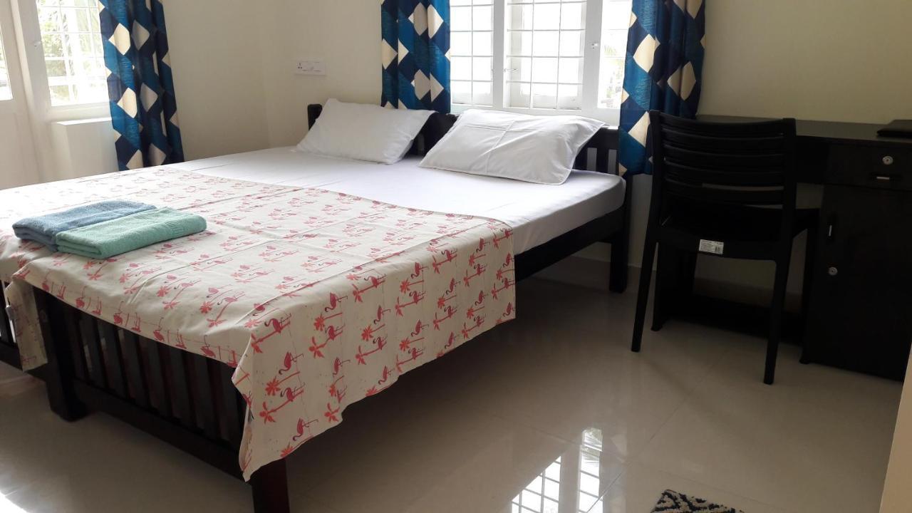The Pod Cochin Homestay Kochi Exterior foto